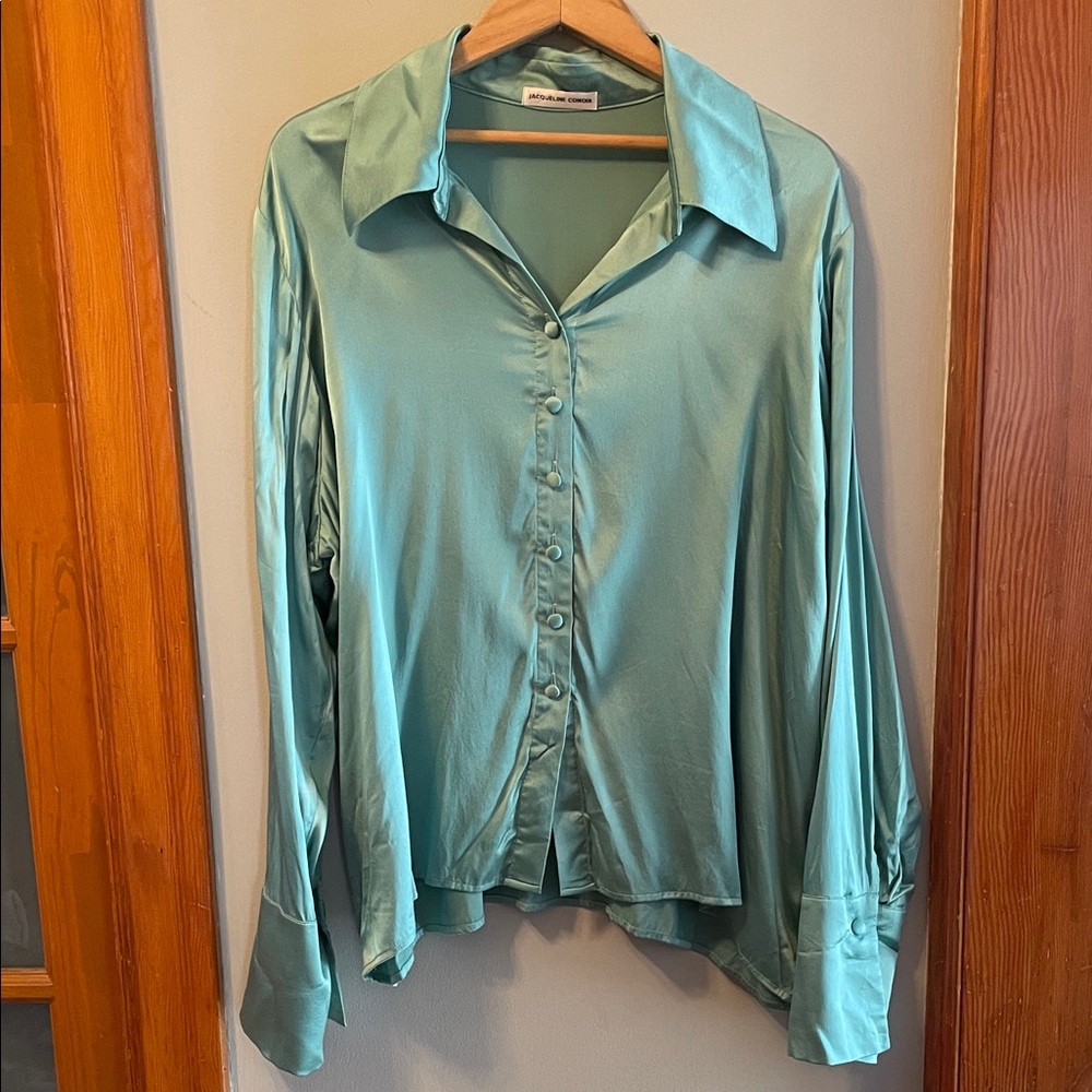Silk JACQUELINE CONOIR Luxurious Teal Button-Up Blouse w Covered Buttons